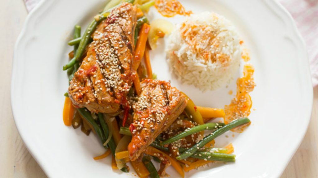 Wok de verduras y Atún al Grill con pimientos Wok de verduras y Atún al Grill con pimientos